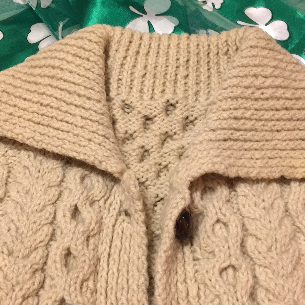 🍀 Vintage 80s Irish Wool Knit Cardigan